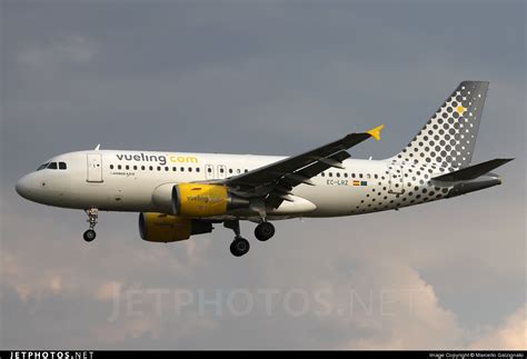 EC LRZ Airbus A319 112 Vueling Marcello Galzignato JetPhotos