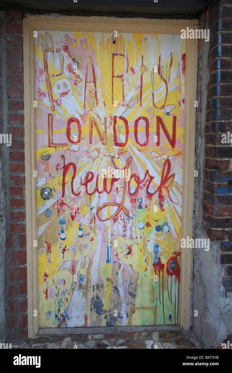 Williamsburg Brooklyn Street Art On Door Stock Photo - Alamy