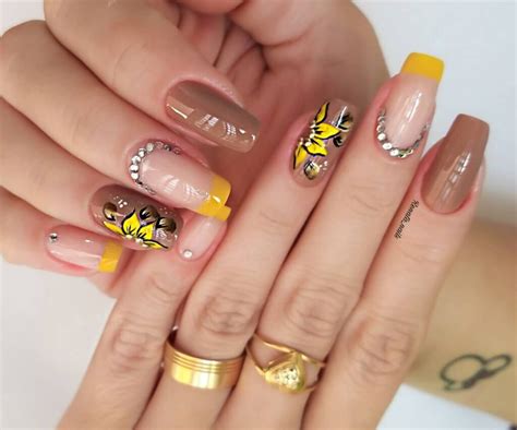 Unhas decoradas nude 60 ideias incríveis do tom que combina tudo