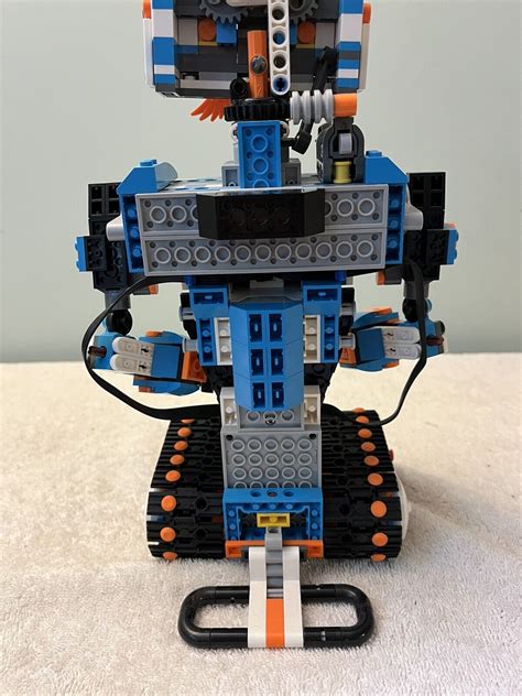 Lego Boost Creative Toolbox Set Robot With Sunglasses Works Ebay