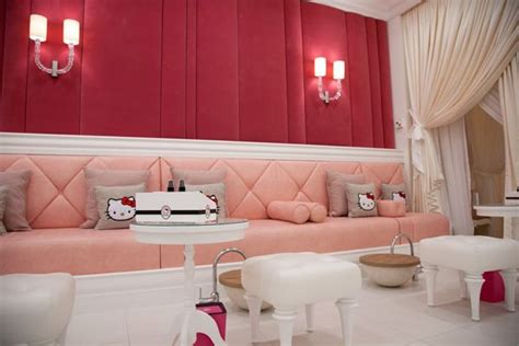 Hello Kitty Spa Dubai Icosnap Cute Travel Blog Luxury Living Room Design Beauty Spa Cafe