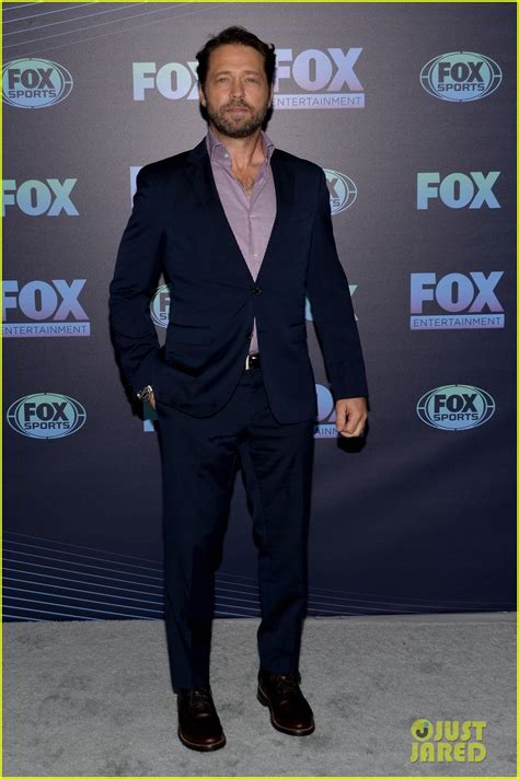 'Beverly Hills, 90210' Cast Debuts Reboot Teaser at Fox Upfronts ...