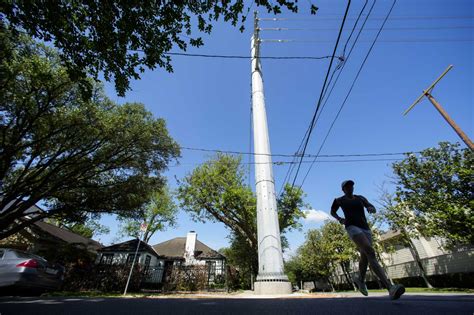 Eyesore Utility Pole In Houston S Montrose Neighborhood Irks Some