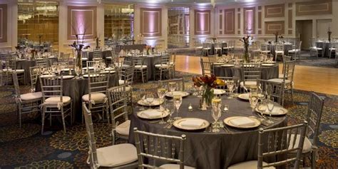 DoubleTree by Hilton Boston North Shore Weddings | Get Prices for ...