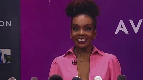 Campeã do BBB20 Thelma Assis volta ao BBB Estou muito emocionada