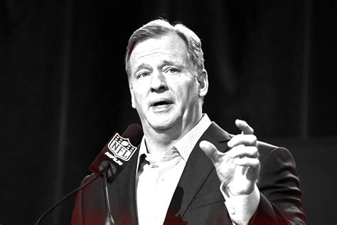 Apple Interested In NFL Sunday Ticket Rights