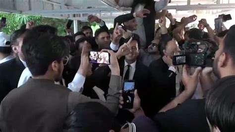 Imran Khan Lawyers Celebration After Court Order Video Dailymotion