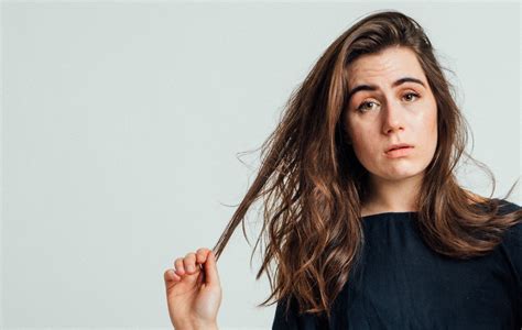 Dodie announces UK tour, new single 'Human' and EP release