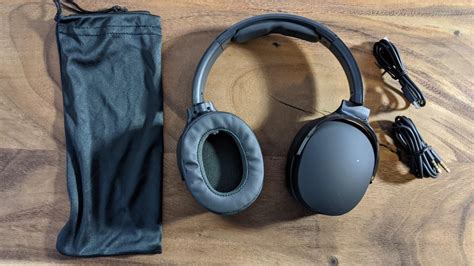 Best wireless noise cancelling headphones:Skullcandy hesh evo review