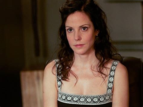 “weeds” Revival In Development At Starz Mary Louise Parker Attached To