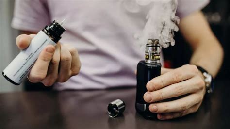 Vaping Epidemic Puts Adolescents At Risk For Potentially Fatal Lung