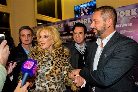 A La Espera De Su Regreso A La Televisi N Mirtha Legrand Fue A Ver