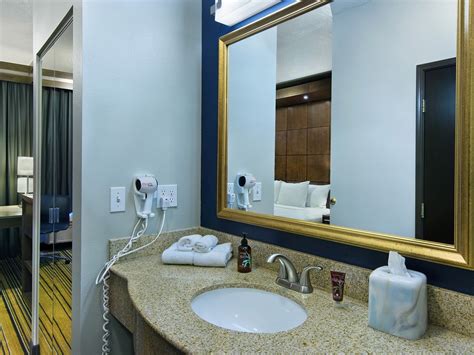 Spokane Extended Stay | Oxford Suites Downtown Spokane Hotel