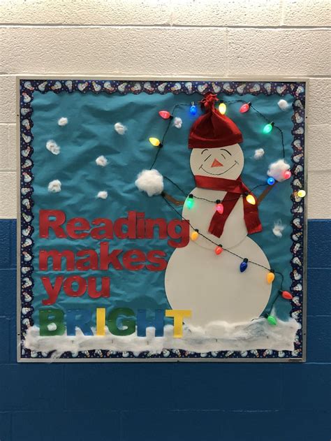 Winter Reading bulletin board | Reading bulletin boards, Bulletin boards, Holiday decor