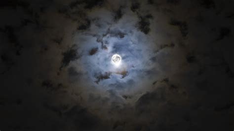 1920x1080 / 1920x1080 moon, clouds, sky, night - Coolwallpapers.me!