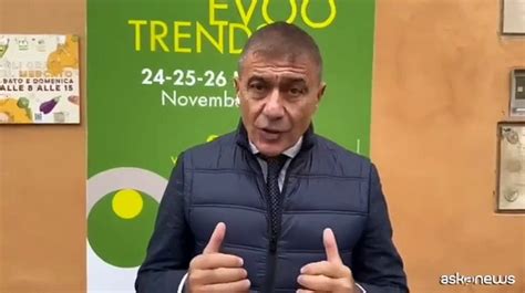 Pecoraro Scanio Olio Extravergine Aiuta Salute E Ambiente Video