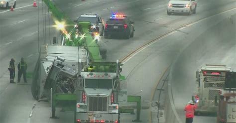 Big Rig Wreck Snarls Traffic On 60 Freeway In Hacienda Heights Cbs Los Angeles