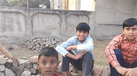 ye konsi bhasha bol rha hai youtube