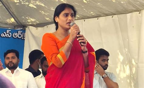 Sharmila To Give Up Rajanna Rajyam Slogan Greatandhra