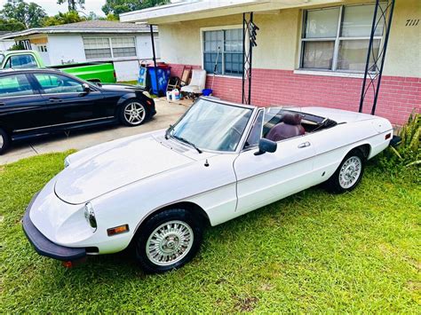 1976 Alfa Romeo Spider 2000cc Veloce 5 Speed Trans New Battery Tires