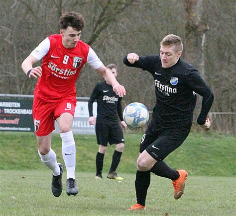 Gruppenliga Topteams Freiensteinau Und Eiterfeld Weiter Gleichauf