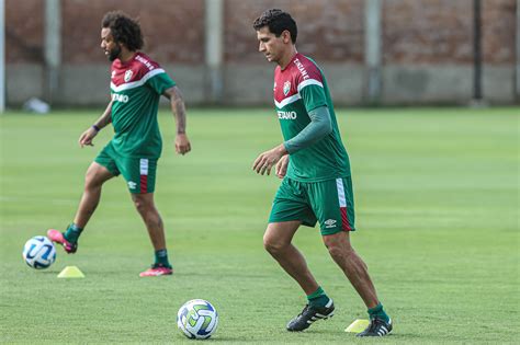 Marcelo Rasga Elogios A Ganso E Explica Gol Do FluminenseJogada 10