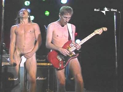 Favorite Hunks Other Things Favorite Nude Rockers Of The Day Red Hot Chili Peppers