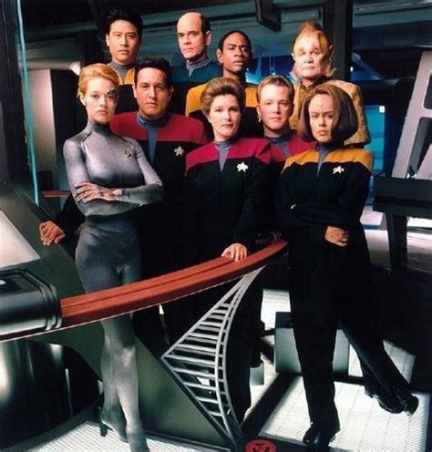 Voyager-Crew-star-trek-voyager by chakotay-voyager on DeviantArt