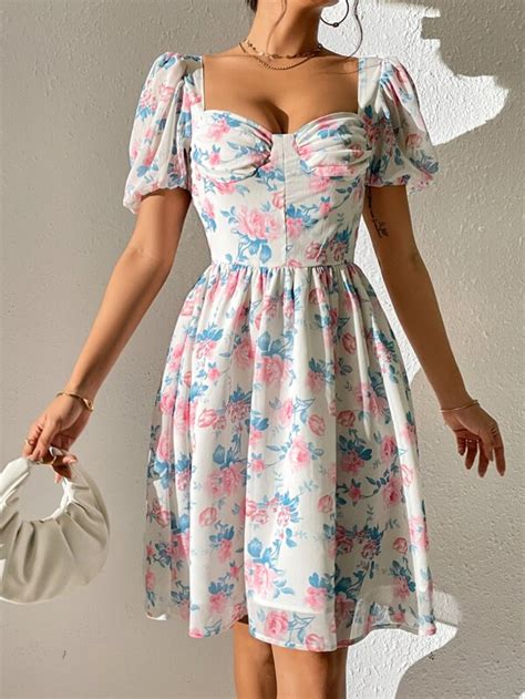 SHEIN VCAY Robe Bustier Imprimé Floral À Encolure De Cœur Manches