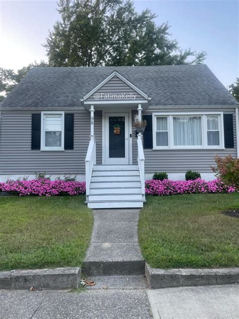 Homemaking Tips | Im thinking about changing the color of my shutters