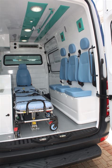 MERCEDES SPRINTER AMBULÂNCIA SUPORTE BÁSICO TIPO B Bellan Multimarcas