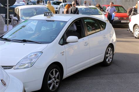 Taxi Serale A Legnano Ecco Il Numero Da Chiamare