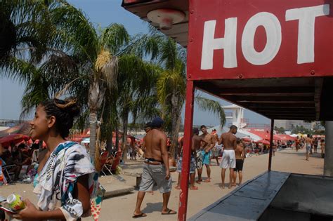 Cariocas ainda sentem efeitos do calor Agência Brasil