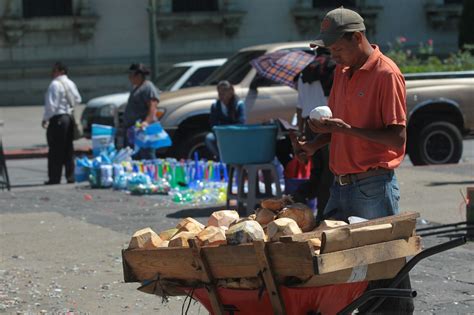 Sectores Mercado Laboral Sigue Siendo Precario En El País