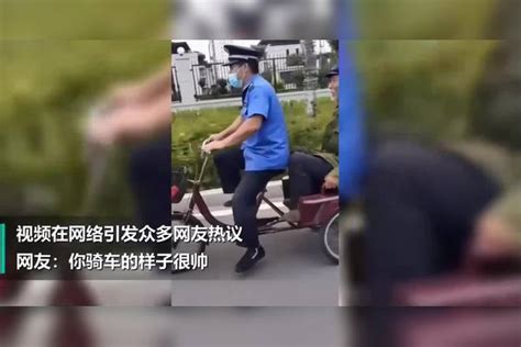 城管小哥蹬三轮护送84岁迷路老人回家，网友：你骑车的样子真帅三轮老人城管