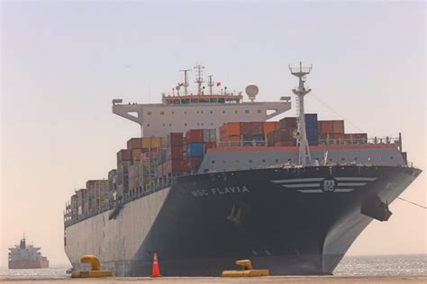 Recala En Puerto Angamos Msc Flavia El Buque Portacontenedores De