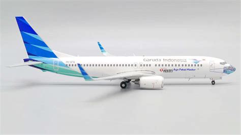 Garuda Indonesia Boeing 737 800 Pk Gfq Ayo Pakai Masker Jc Wings Lh2gia257 1 200 Contemporary