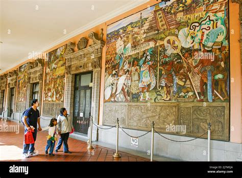 Historia Azteca Murales De Diego Rivera En El Palacio Nacional El