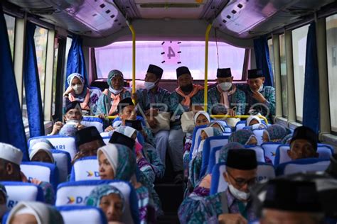 Pelepasan Jamaah Calon Haji Sumut Antara Foto