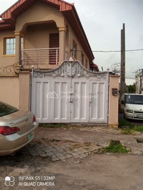 For Sale Bedroom Duplex With A Room Bq Merit Estate Residences