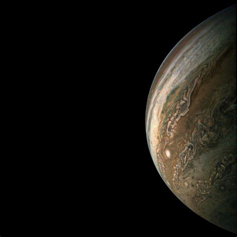 La Sonde Spatiale Juno De La Nasa Vient D Envoyer De Nouvelles Images