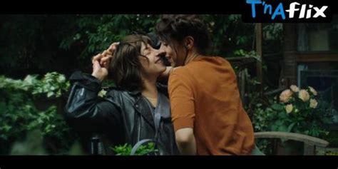 Oona Chaplin Lesbian Scene In Anchor And Hope Tnaflix