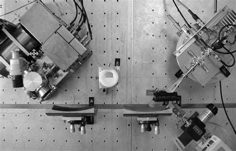 Experimental setup for reflectance measurements of liquids. | Download ... 