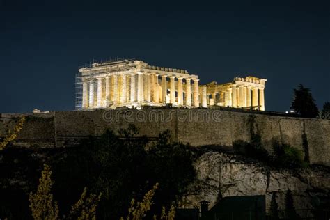 Atenas à Noite Grécia Vista Fantástica Do Antigo Misterioso Templo