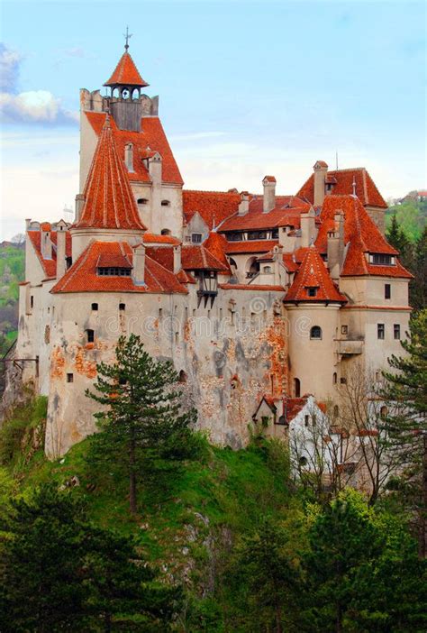 Bran Castle The Bran Castle Located In Romania This Is Also Known As