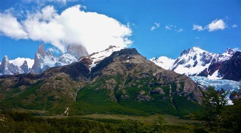 Mt Fitz Roy and glacier, Argentina [OC] [3648 × 2025] : r/EarthPorn