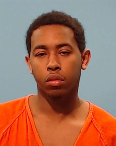 Pearland man, 20, arrested after coercing six Alvin ISD teens into