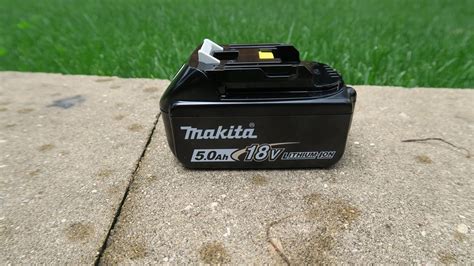 Makita 36V Blower Review - Tools In Action - Power Tool Reviews