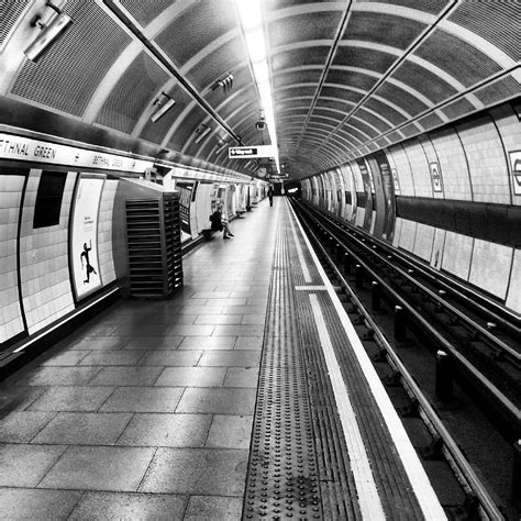 Bethnal Green Tube | Bethnal green, London england, London underground