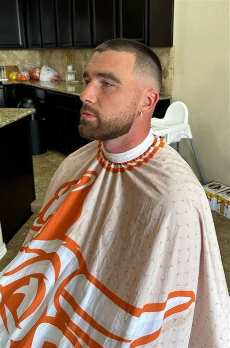 Pin by nubia angel on Travis kelce | Men haircut styles, Haircuts for ...